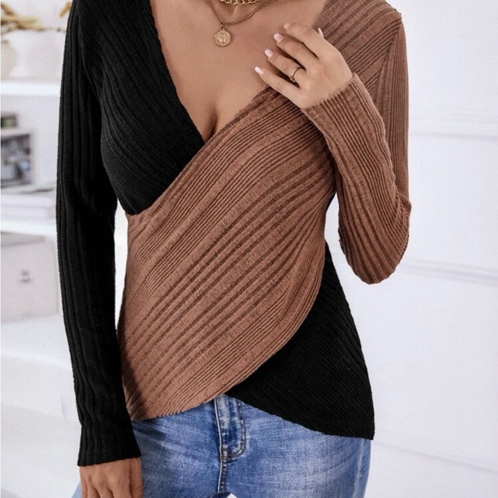 SHEIN Black and Brown Ribbed Sweater